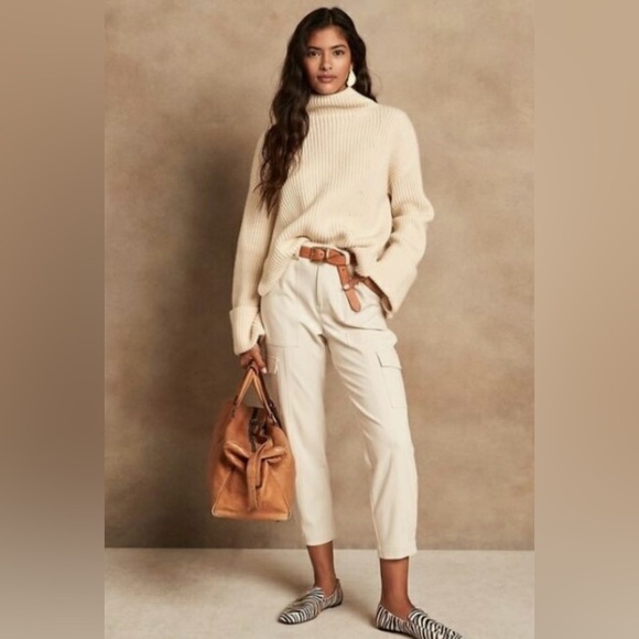 Banana Republic slim refined cargo pants - Picture 3 of 16